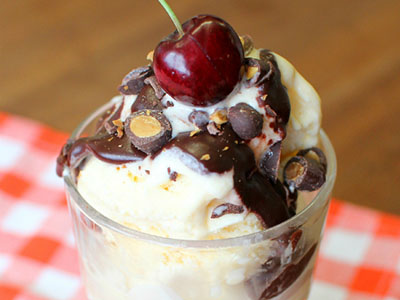 Taza Hot Fudge Chocolate Sauce